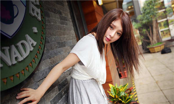 安福想找一个女性生孩子给报酬-｛找个女人生孩子多少钱｝